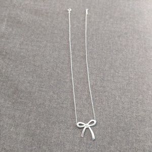 Tiffany's bow necklace